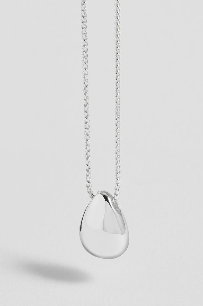 Teardrop Pendant Necklace