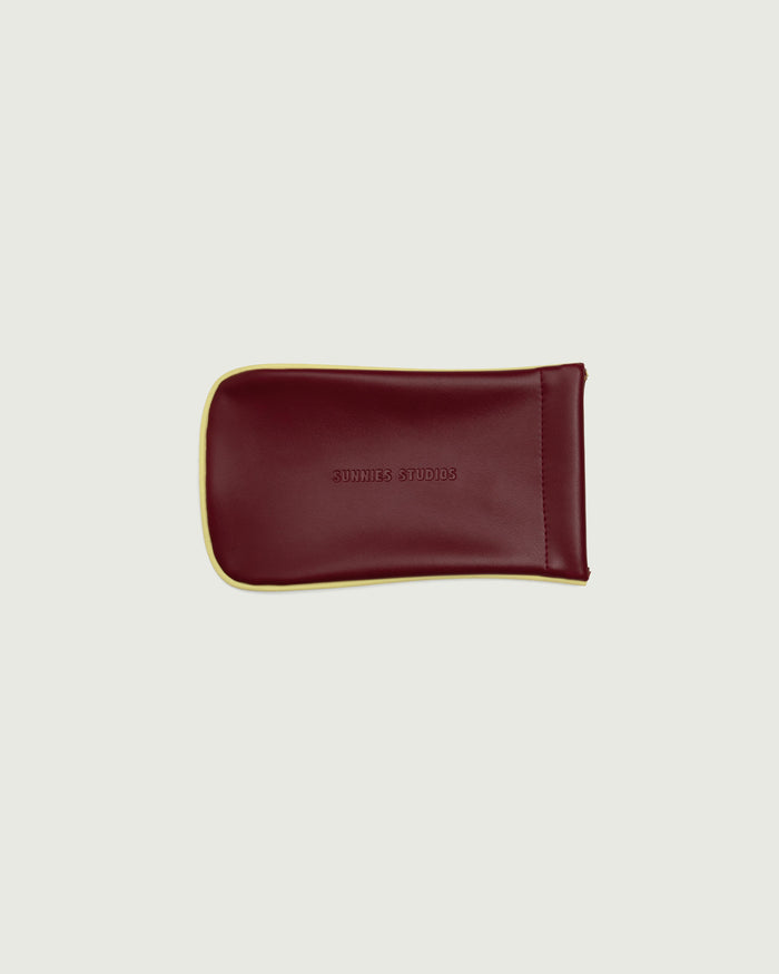Apple::Two Tone Sac Eyewear case red  front