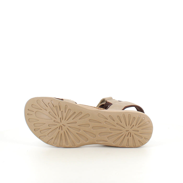 Whistler sandal i beige med stabil sula och justerbar passform