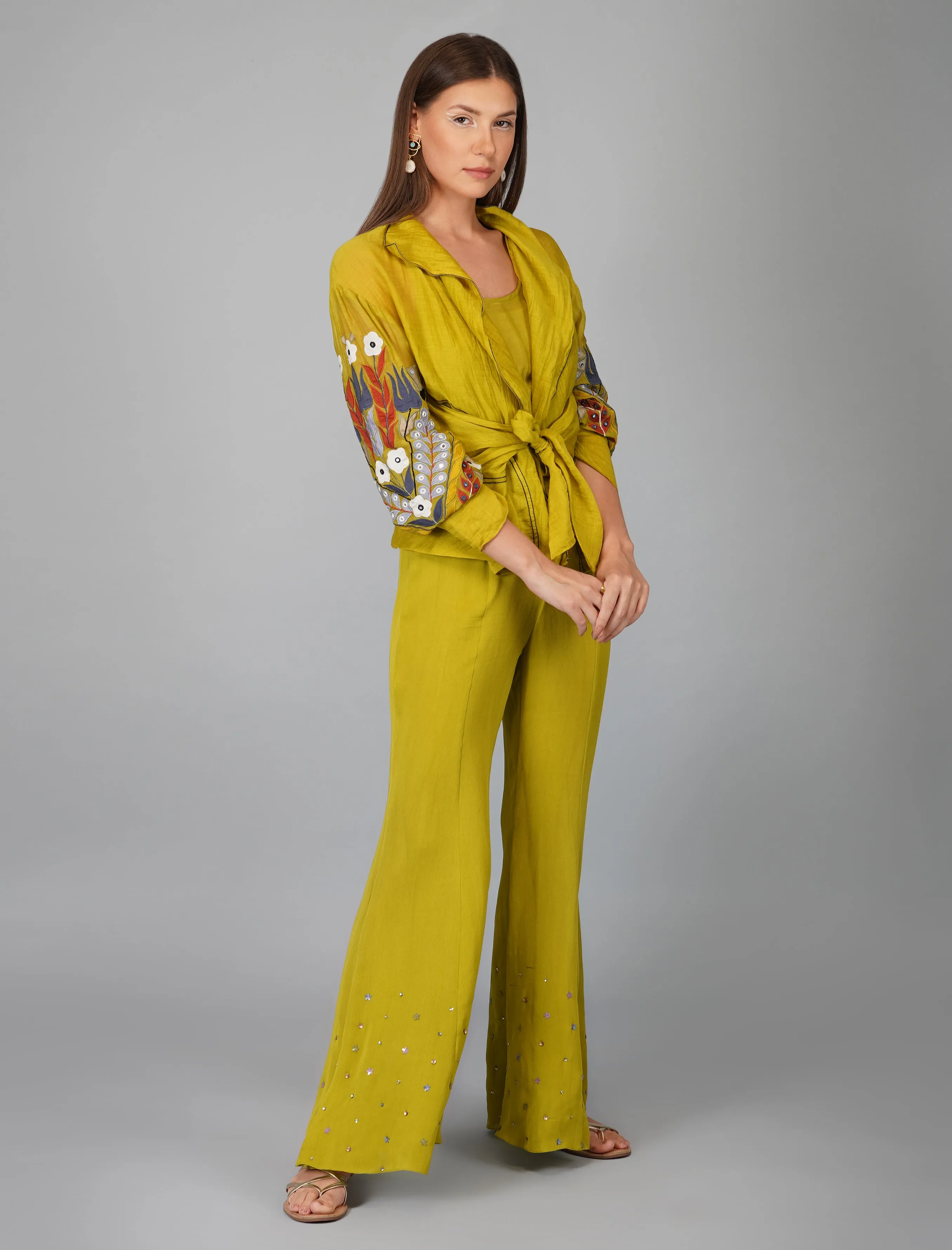APPLIQUE SLEEVE BELTED TOP SET