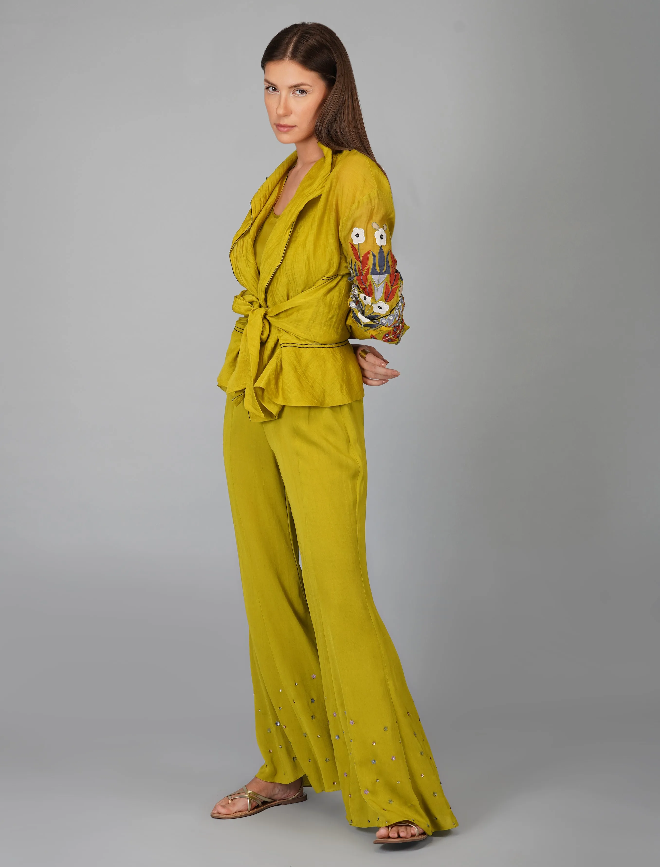 APPLIQUE SLEEVE BELTED TOP SET