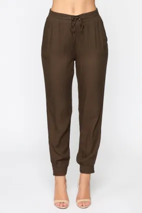 Beachy Breeze Jogger Pants - Olive