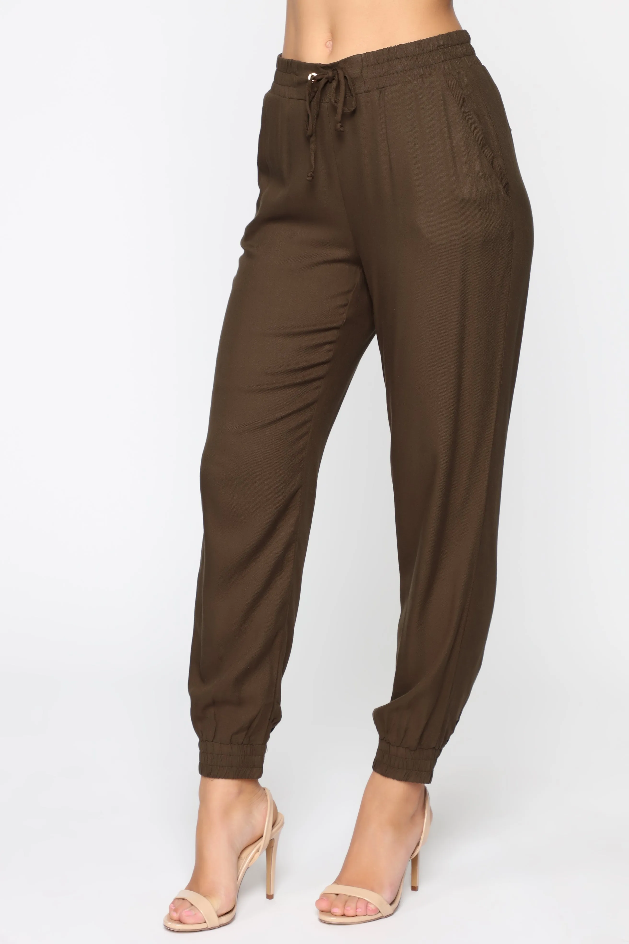 Beachy Breeze Jogger Pants - Olive