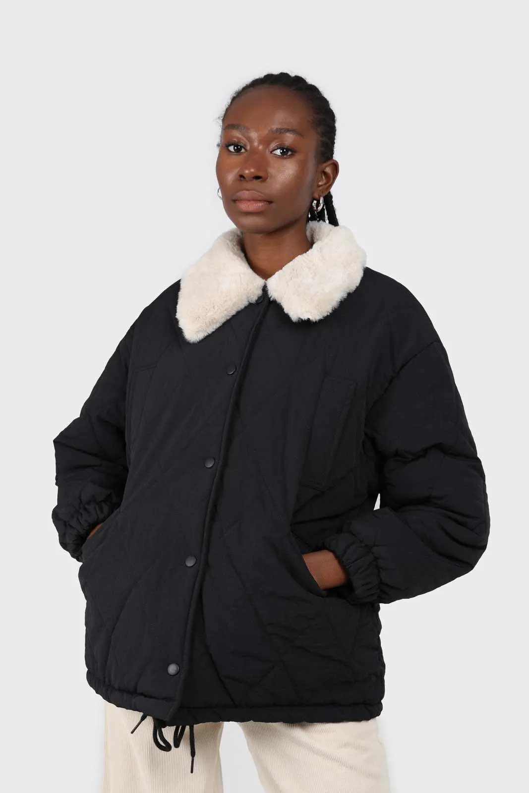 Black and ivory fuzzy pointed collar quilted jacket