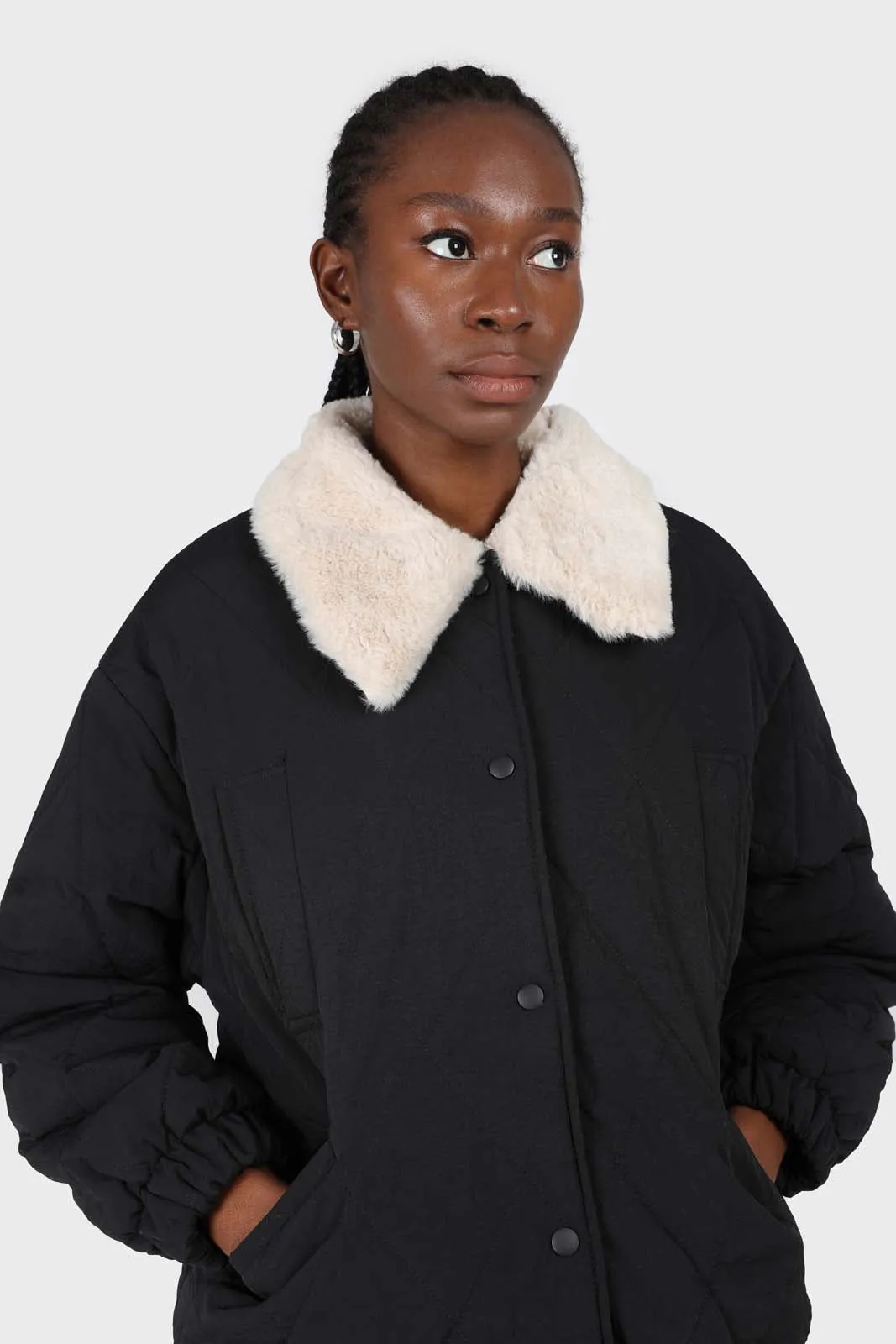 Black and ivory fuzzy pointed collar quilted jacket