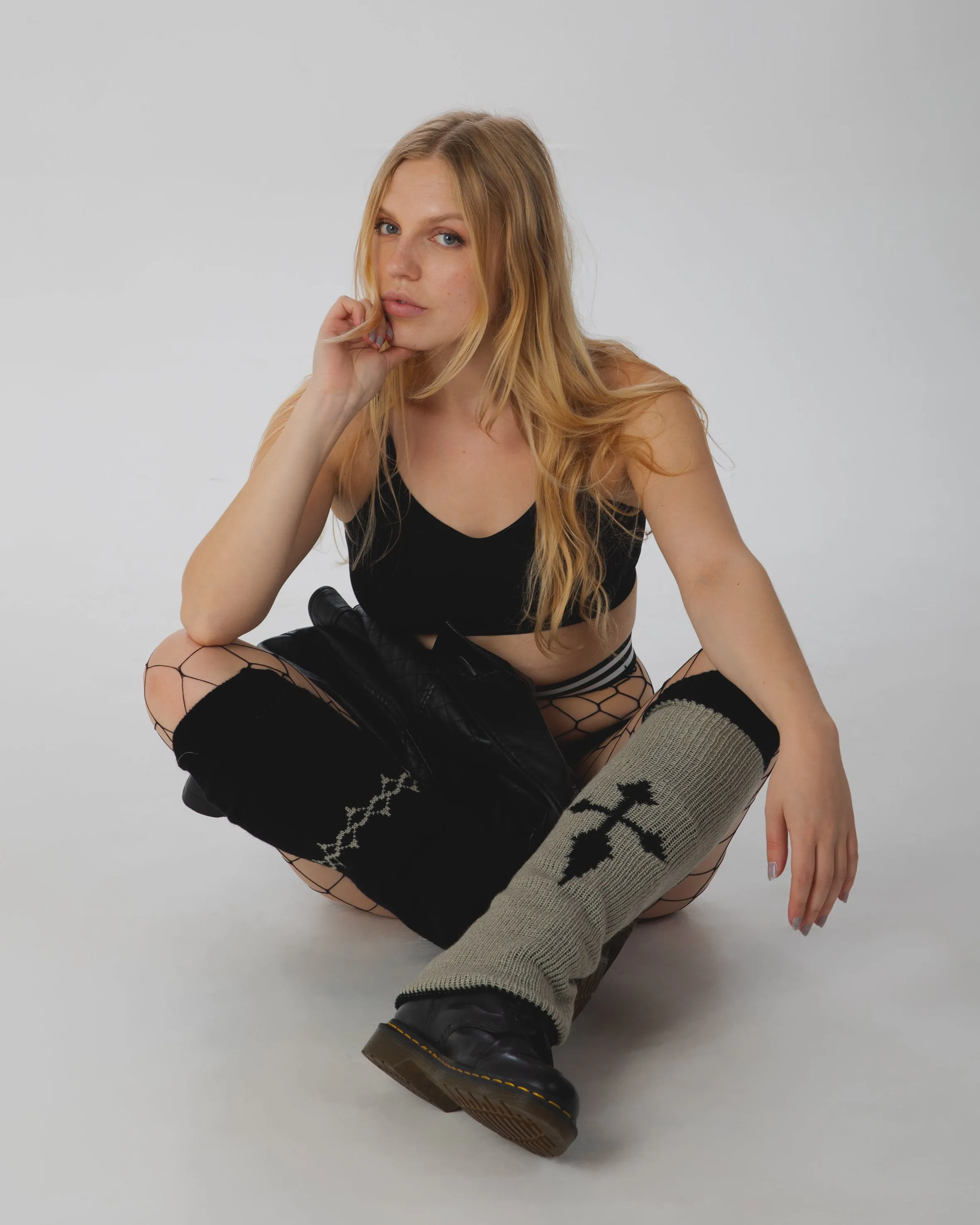 Reversable Cross and Wire Leg Warmers